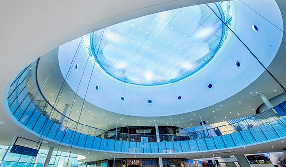 ÅF Ljusdesign fick hedersomnämnande inom Retail Projekt of the Year för belysningen i Nordens största köpcentrum, Mall of Scandinavia 